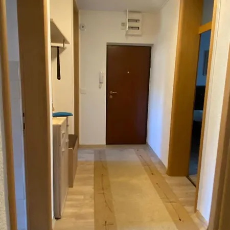 Bulevar Apartment *